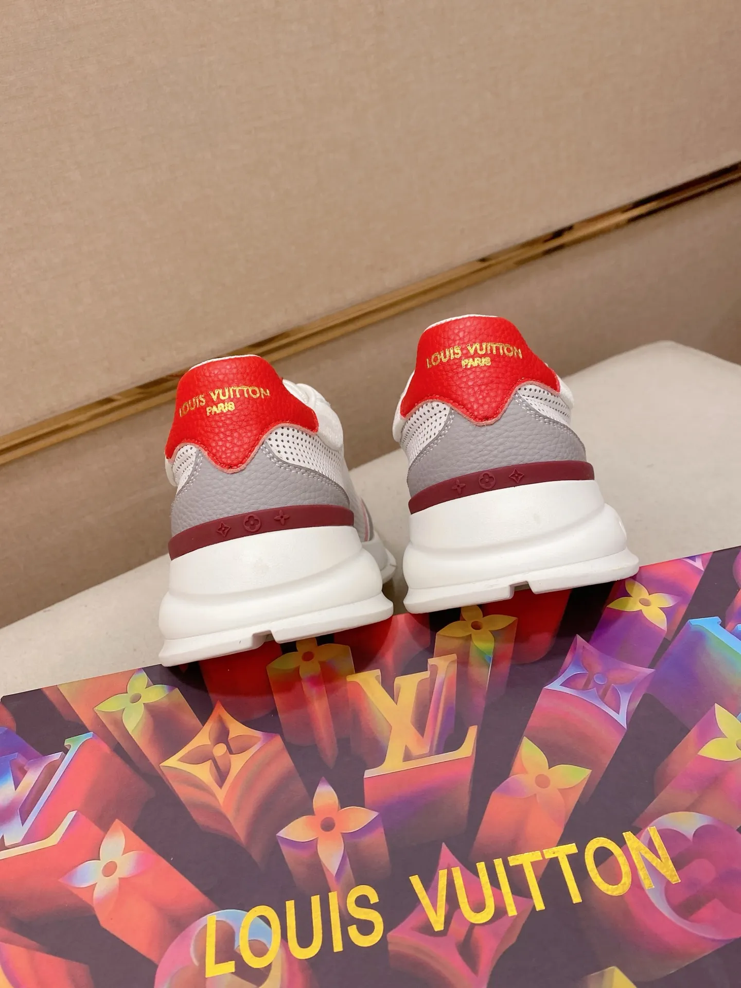 Men's shoes: 442💰🎉🎉LV~Louis Vuitton trendy men's shoes, new shipments, latest matching, the same style as the official website, super high quality, hot sales of the season [strong][strong][strong]Selected first-layer cowhide, comfortable sheepskin lining, original last, comfortable on the foot, wear-resistant rubber outsole, size: 38-44.